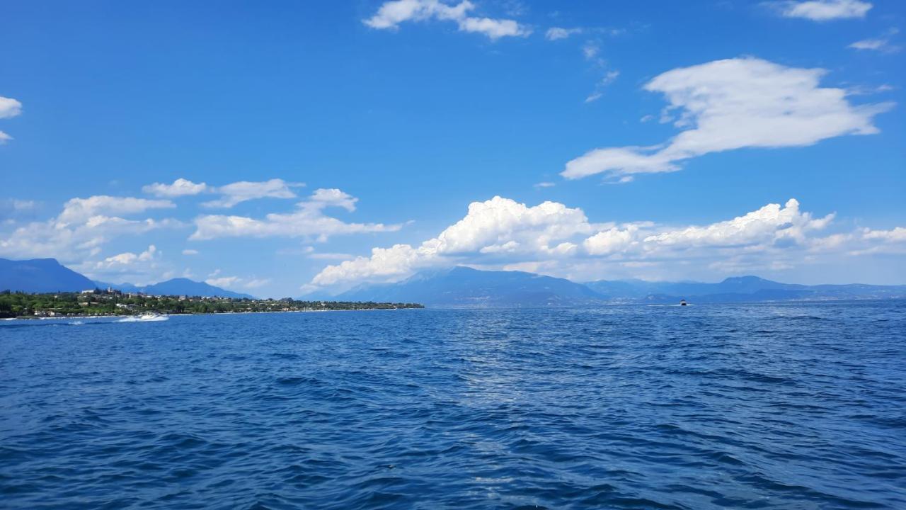Country Esmera Ντεζεντσάνο ντελ Γκάρντα Εξωτερικό φωτογραφία